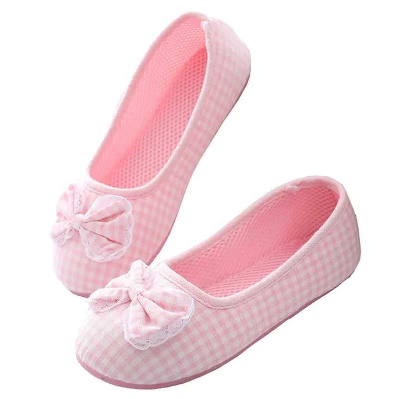 GKTINOO 2026 Winter-Autumn At Home Thermal Cotton-Padded Slippers Women's Cotton Slippers Indoor Slippers With Soft Outsole Shoe The jack market .AU The jack market .AU Step Up Your Style: Trendy Shoes for Every Occasion! $ 58 14:1052;200000124:1394