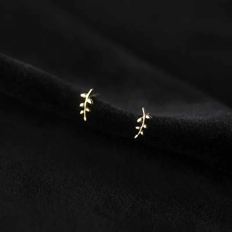 WANTME 925 Sterling Silver Fashion Cute Romantic Leaf Small Stud Earrings for Women Simple Party Piercing Jewelry Accessories The jack market .AU The jack market .AU Jewellery & Chains $ 57 200000226:29#Silver