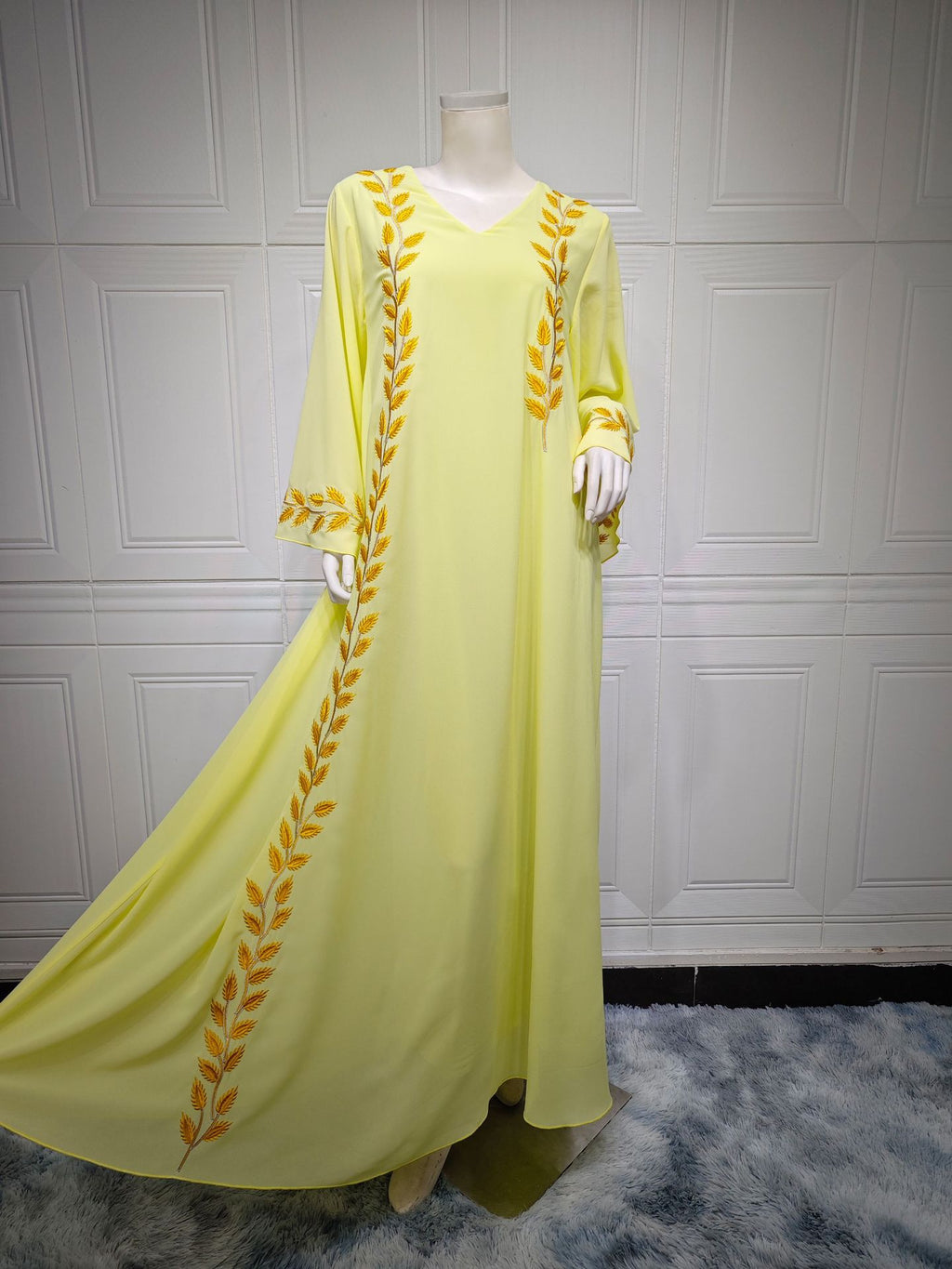 Women's Embroidery Abaya with Scarf – 2-Piece Muslim Dress Set