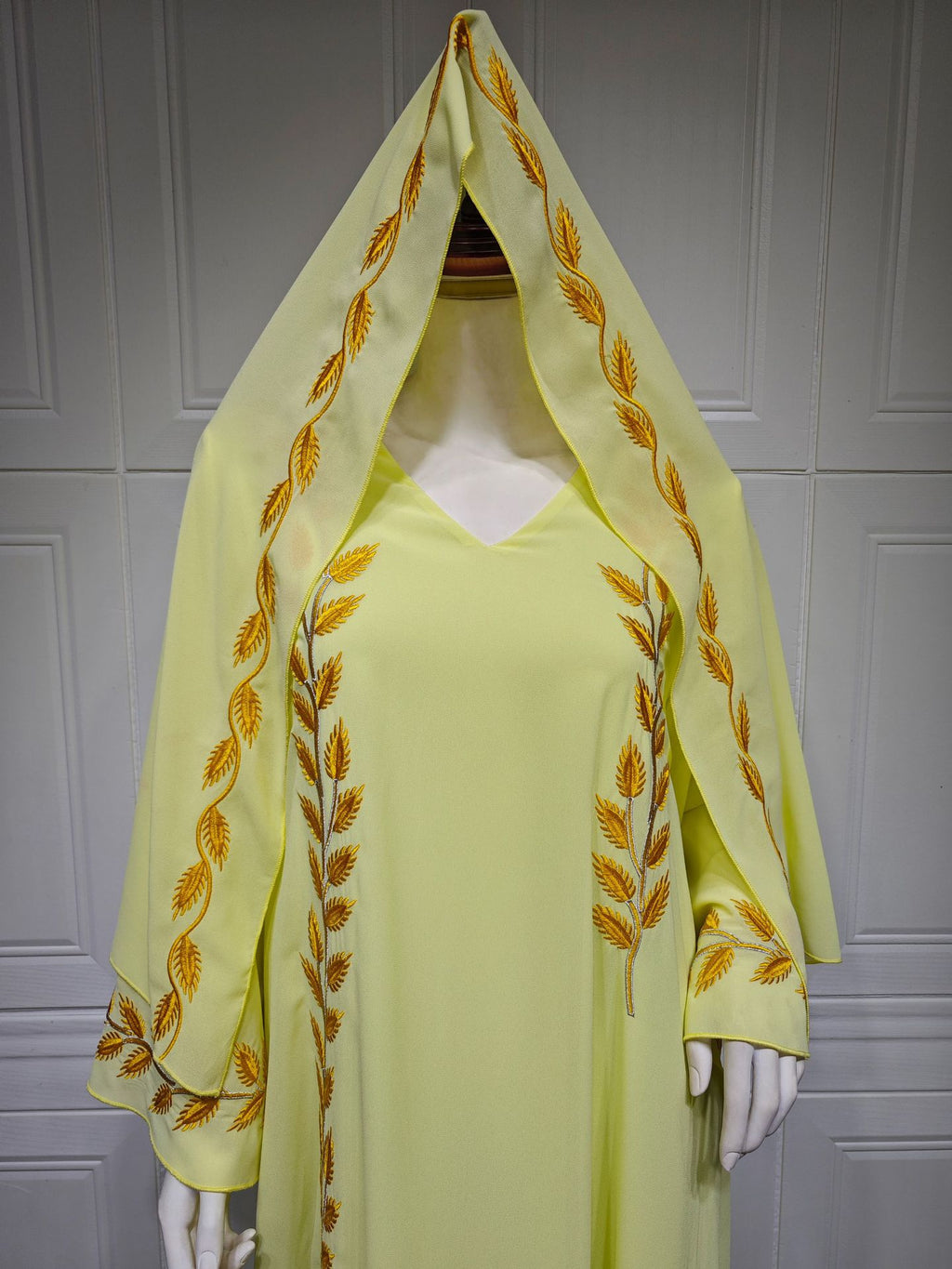 Women's Embroidery Abaya with Scarf – 2-Piece Muslim Dress Set