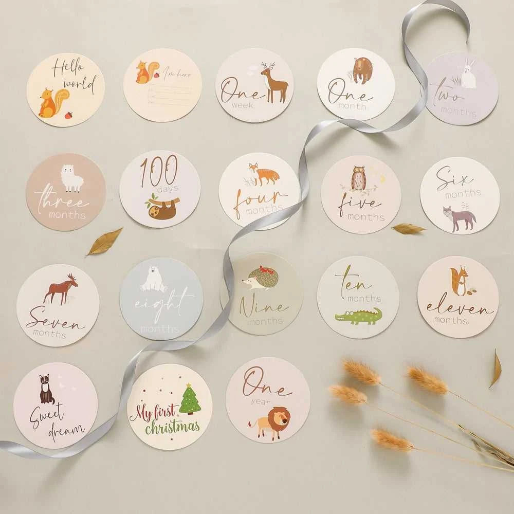 Baby Bear Milestone Number Monthly Memorial Cards Newborn Birthday Gifts Souvenir Newborn Birth Photo Photography Accessories
