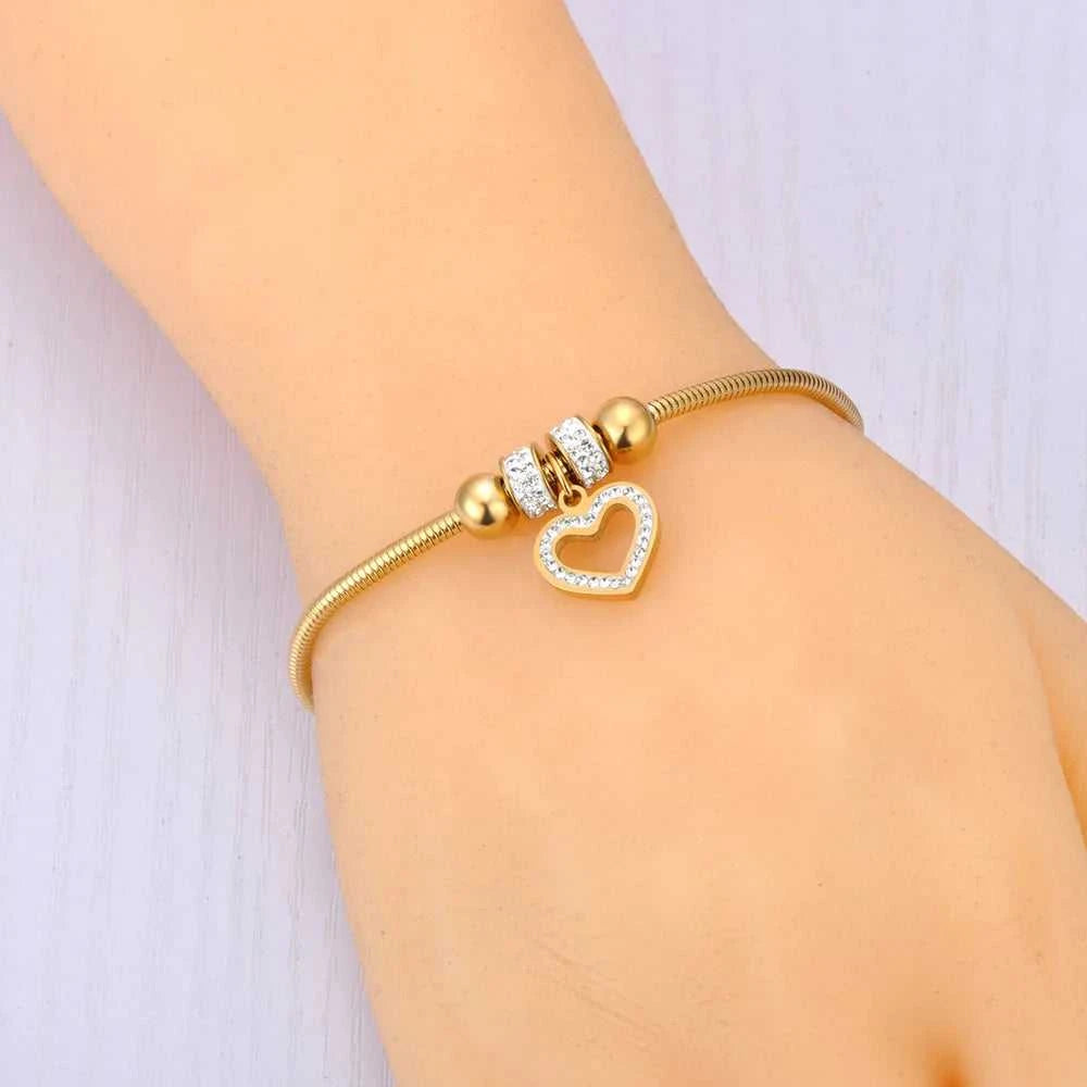 Lokaer Stainless Steel Heart Shaped Hollow Out Chain Bracelet for Women 18K Gold Plated Fashion Waterproof Daily Jewelry B25220 The jack market .AU The jack market .AU Jewellery & Chains $ 53 200001034:1433145302#B24053P-Tree