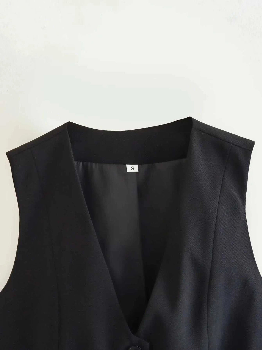 Women's Sleeveless Cropped Blazer Vest – Slim Fit V-Neck Waistcoat for Office & Casual Wear The jack market .AU The jack market .AU Woman Fashion Tops $ 54 14:173#Navy;5:100014065