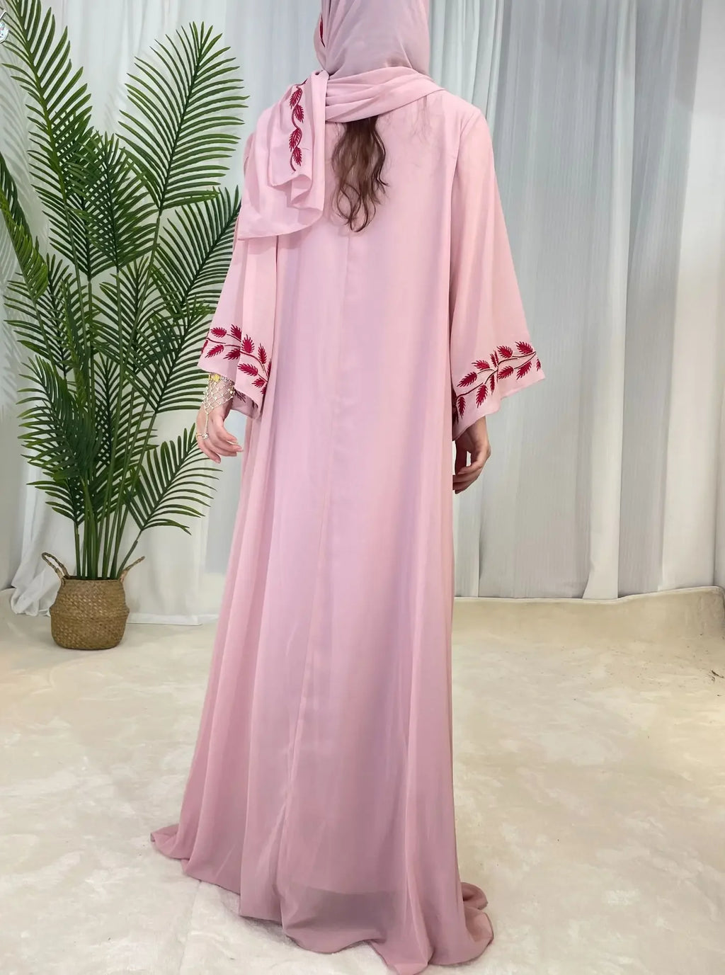 Women's Embroidery Abaya with Scarf – 2-Piece Muslim Dress Set