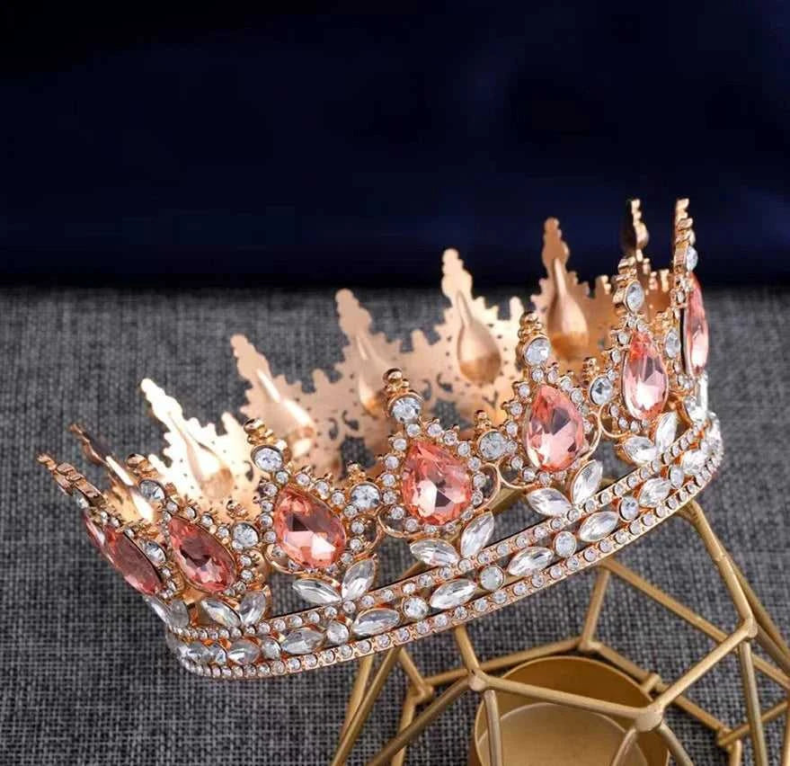 Wholesale Gold Crystal Headdress Prom Pageant Full Round Circle King Crowns For Cake Decoration The jack market .AU The jack market .AU Jewellery & Chains $ 65 200001033:200025551#C21;351:200001569