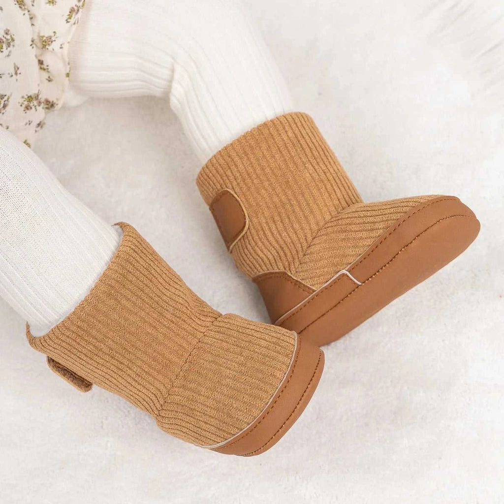 KIDSUN Newborn Baby Winter Boots Soft Corduroy Warm Booties With Fur Lining Unisex Design For Baby Boys Girls The jack market .AU The jack market .AU Mum & Kids: Essential Products for Every Family $ 26 14:771;200000264:201336170
