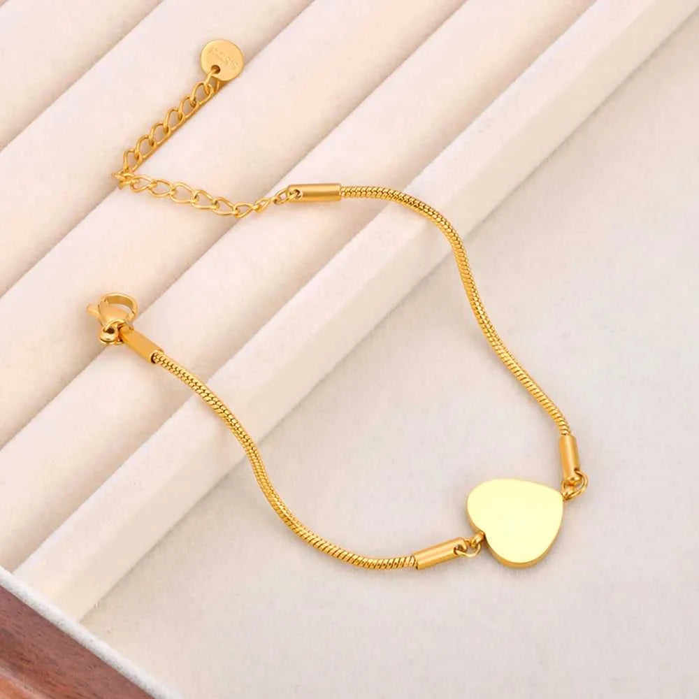 Lokaer Stainless Steel Heart Shaped Hollow Out Chain Bracelet for Women 18K Gold Plated Fashion Waterproof Daily Jewelry B25220 The jack market .AU The jack market .AU Jewellery & Chains $ 53 200001034:1433145302#B24053P-Tree