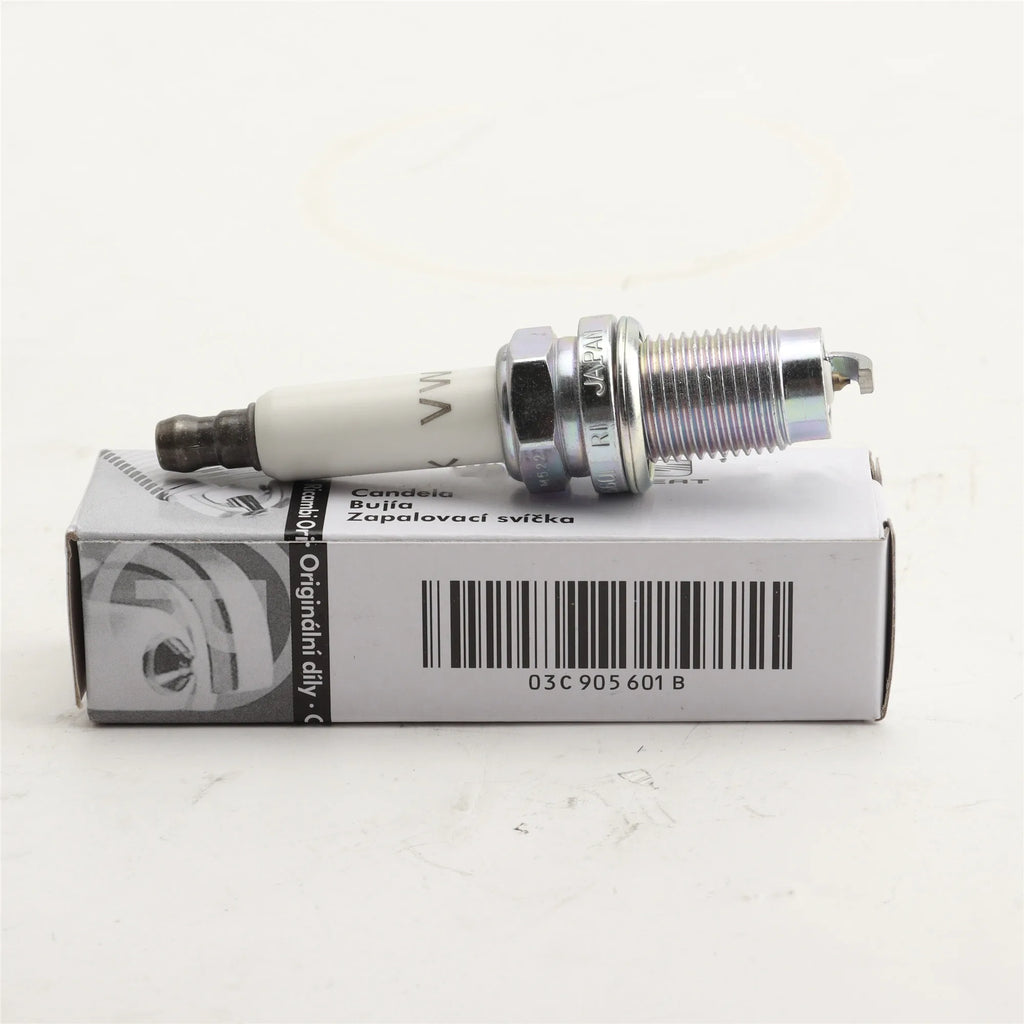 4pcs 03C905601B Platinum Spark Plug For VW Passat Audi A1 A3 Golf Polo Seat Skoda 03C905601A 03C 905 601B SIZFR6B8EG