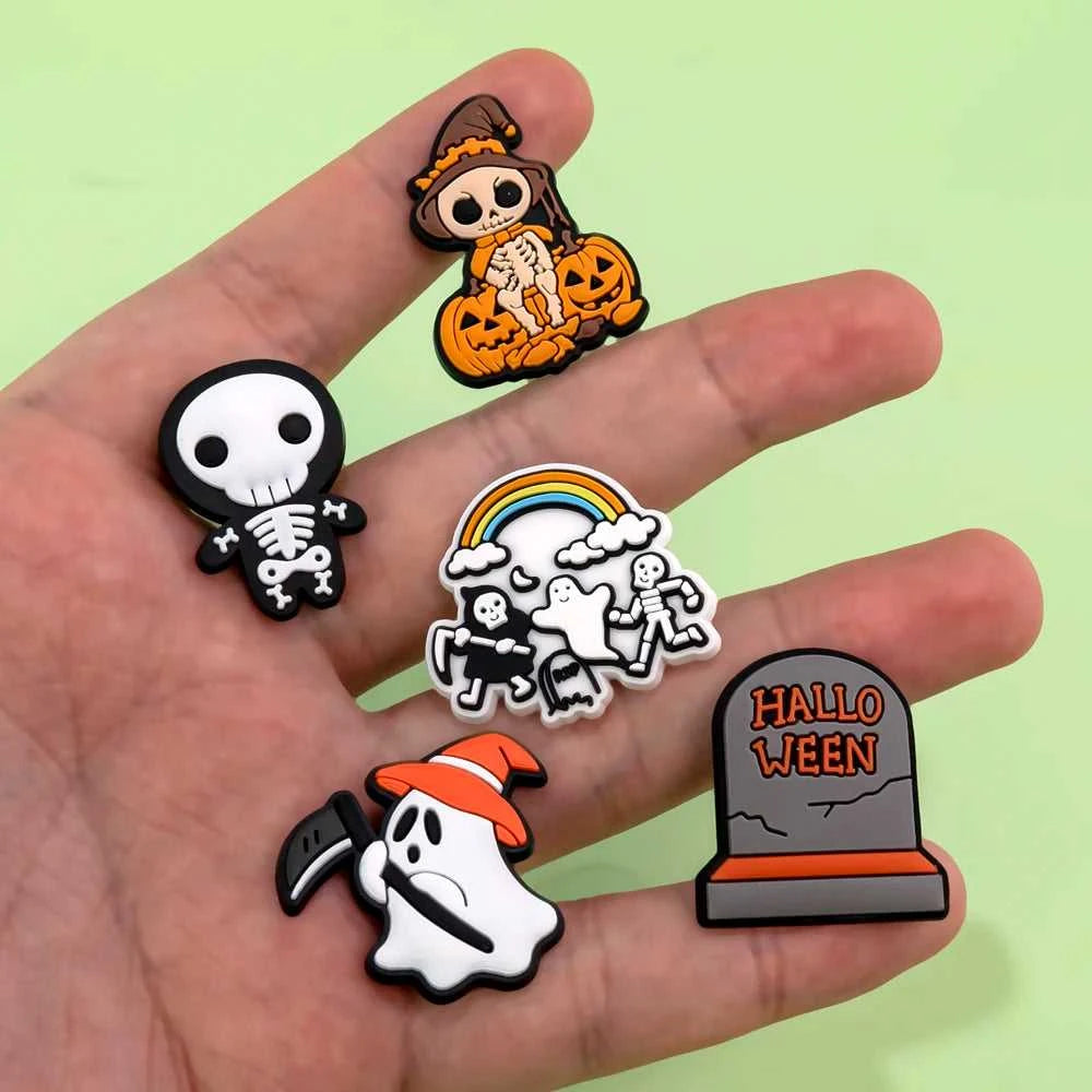 1pcs Halloween Pins for Kids Party Accessories Trick or Treat Shoe Charms for Men Women Ghost Pumpkins Shoe Decorations Buckles The jack market .AU The jack market .AU Step Up Your Style: Trendy Shoes for Every Occasion! $ 47 14:202530813#HYB014-126