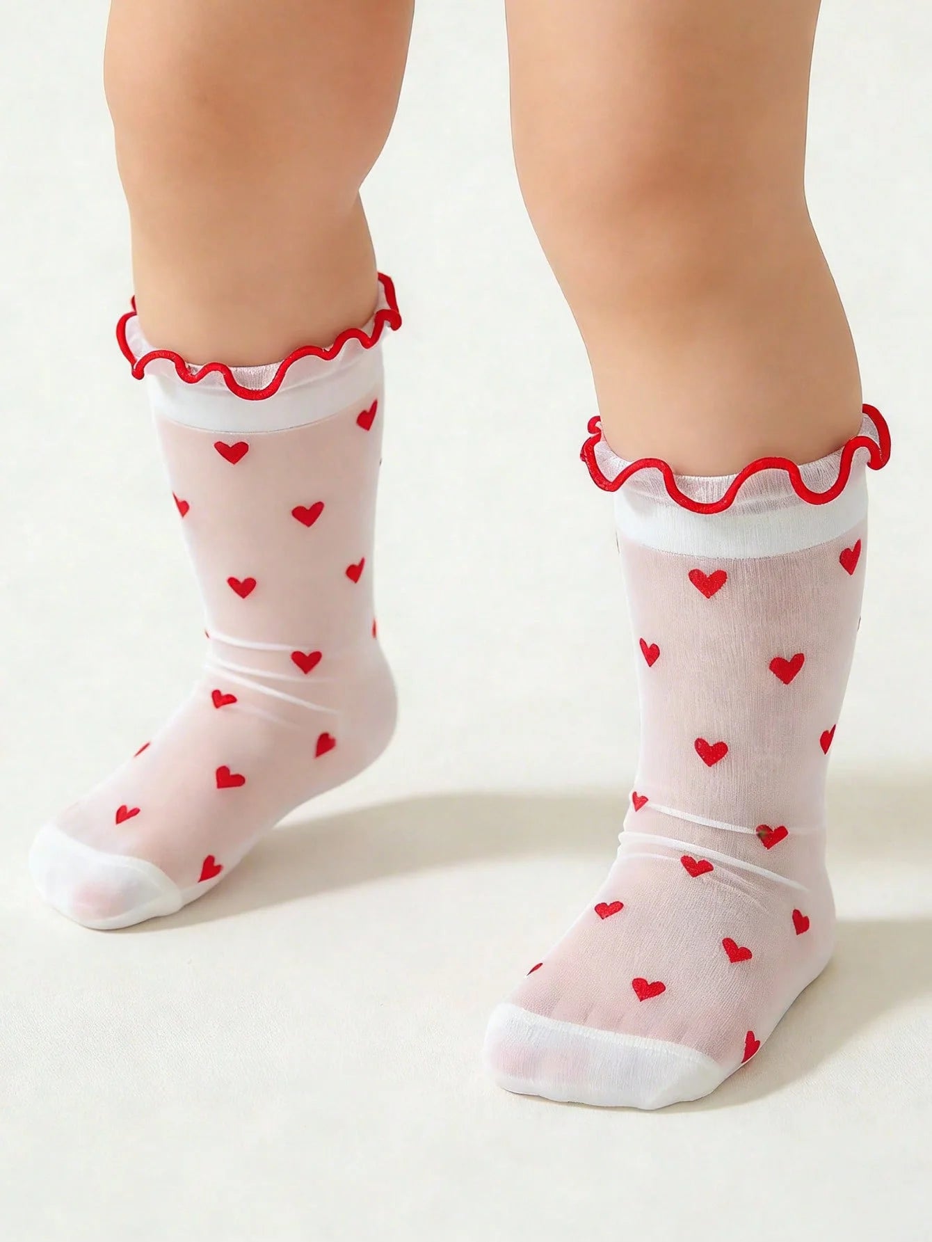 1 Pair of Girls' Mid-Calf Socks, Breathable and Comfortable Red Heart Patterned Straight-Leg Socks Suitable for Spring and Summer