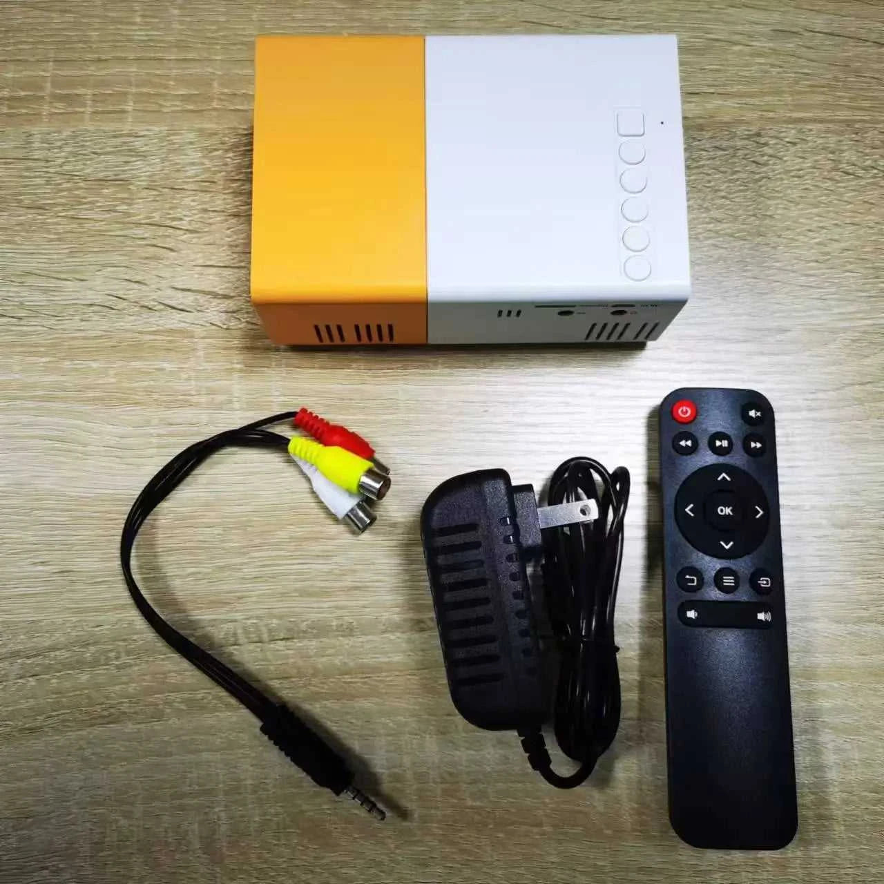 Projector for home use, mini projector for children's bedroom, portable projector, supports 4K ultra-high definition. The jack market .AU The jack market .AU Home $ 80 14:202429827#White