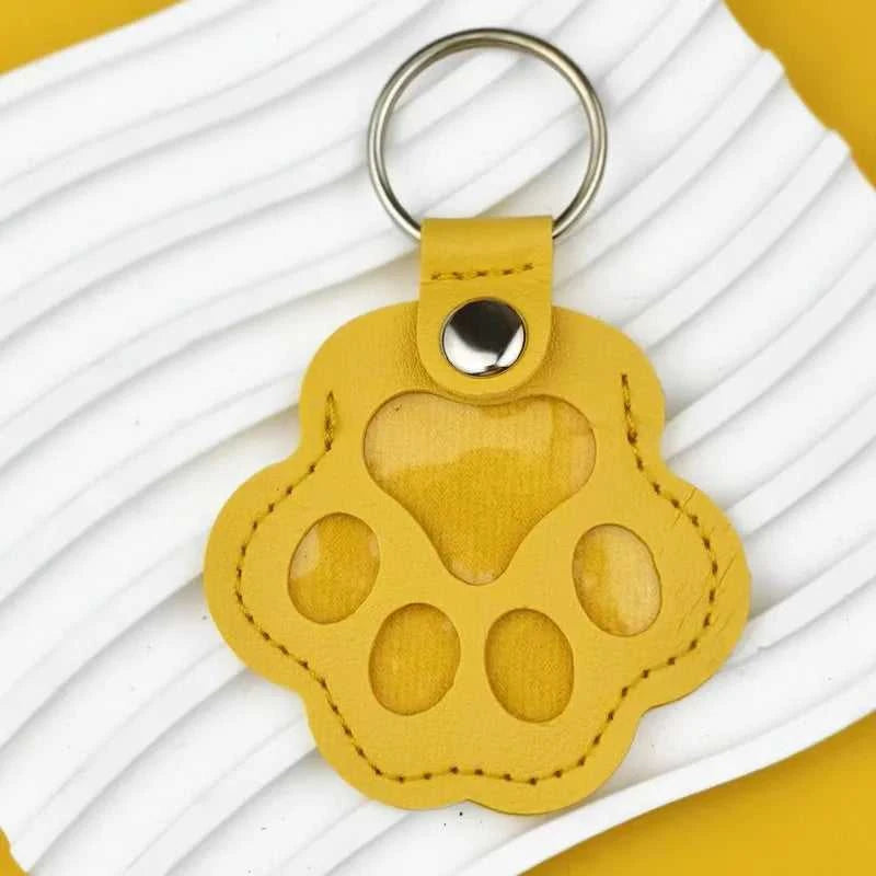Pet Hair Keepsake Keychain Leather Memorial Locket for Storing Dog Cat Fur, Cute Pet Loss Gift, Remembrance Key Ring Bag Charm The jack market .AU The jack market .AU Jewellery & Chains $ 47 14:29#01