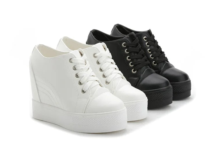 High Top Women's Casual Shoes Leather Casual Sneaker Hidden Increased Ladies Ankle Boots New Plush Woman Platform Boots Botines