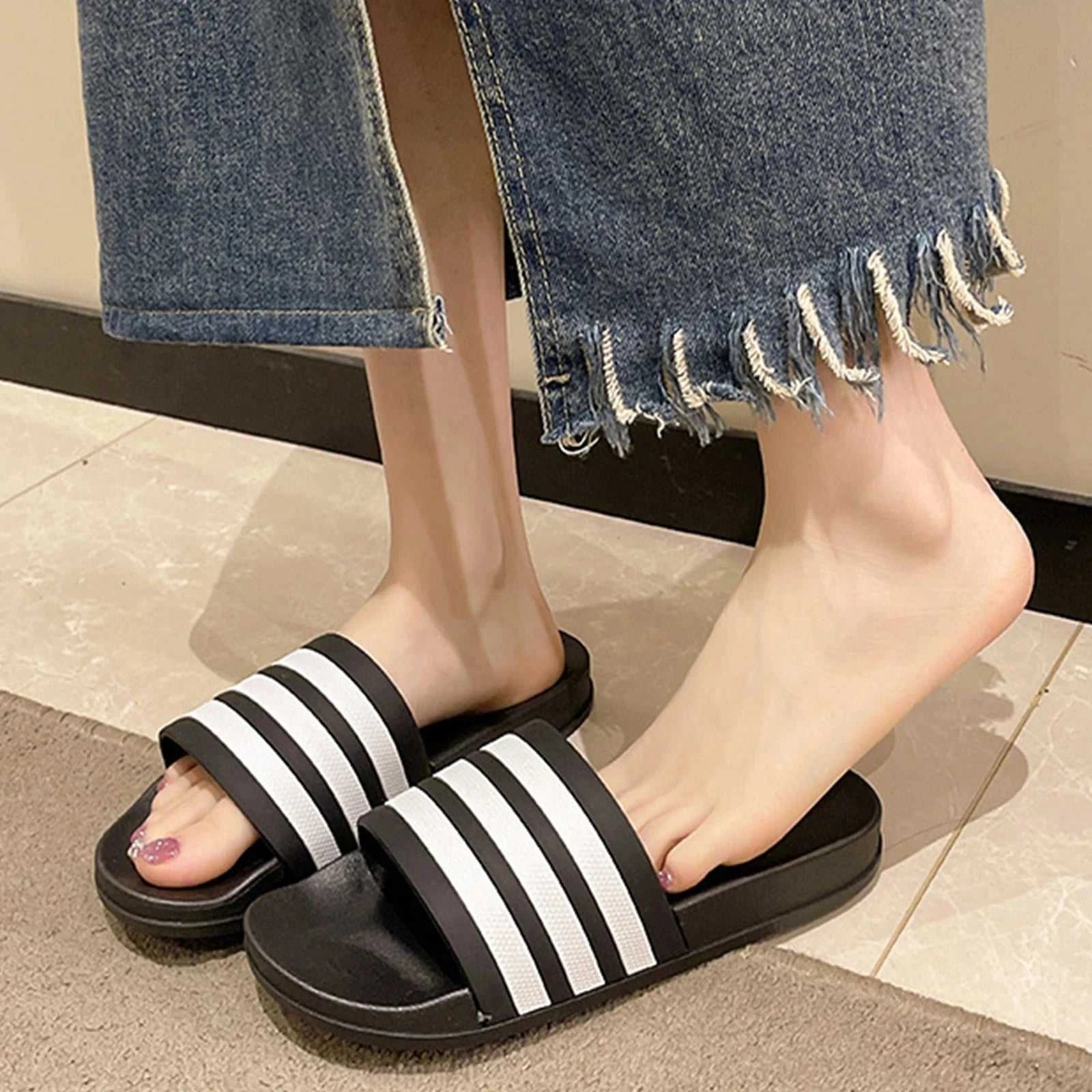 Smile New Women's Home Slippers Indoor Non-slip Bathroom Slippers Outdoor Swimming Slippers Soft Beach Slippers For Women The jack market .AU The jack market .AU Step Up Your Style: Trendy Shoes for Every Occasion! $ 66 14:822976228#Blue;200000124:4280324