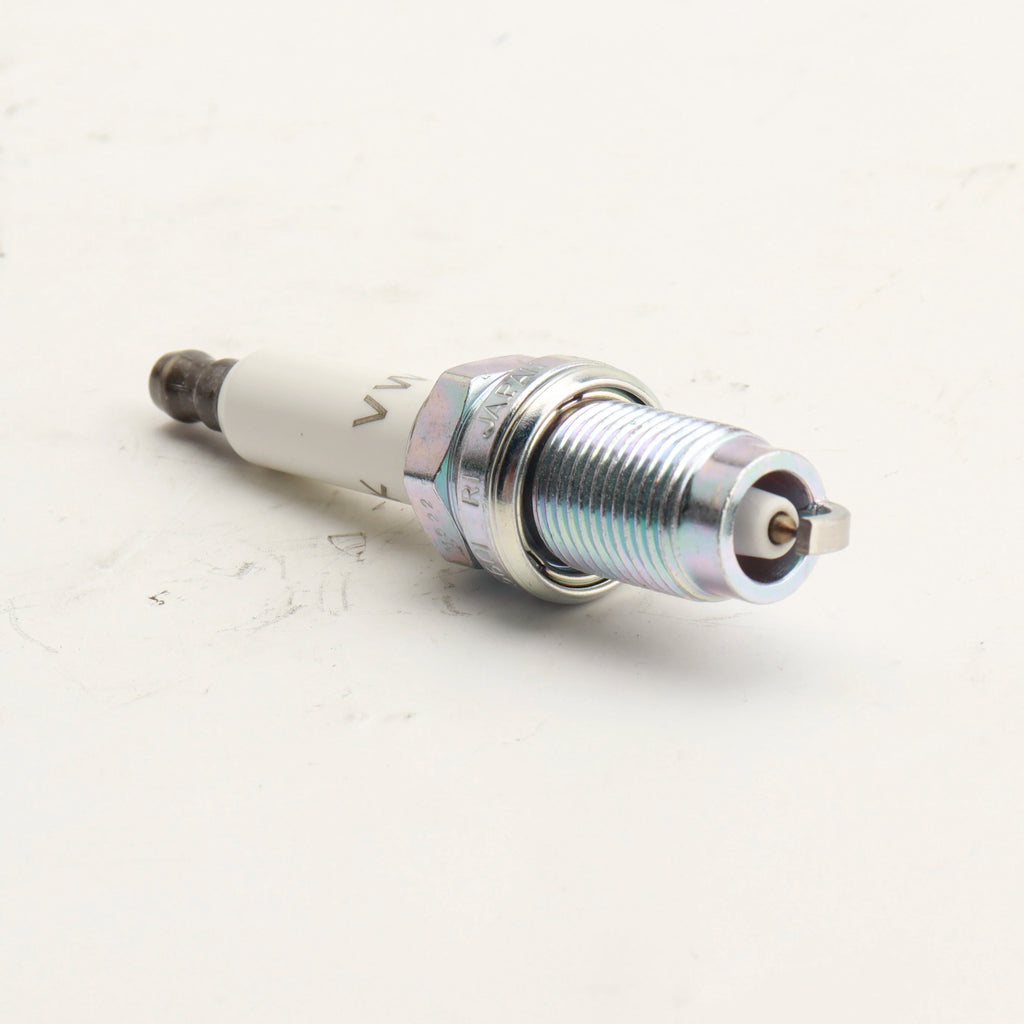 4pcs 03C905601B Platinum Spark Plug For VW Passat Audi A1 A3 Golf Polo Seat Skoda 03C905601A 03C 905 601B SIZFR6B8EG