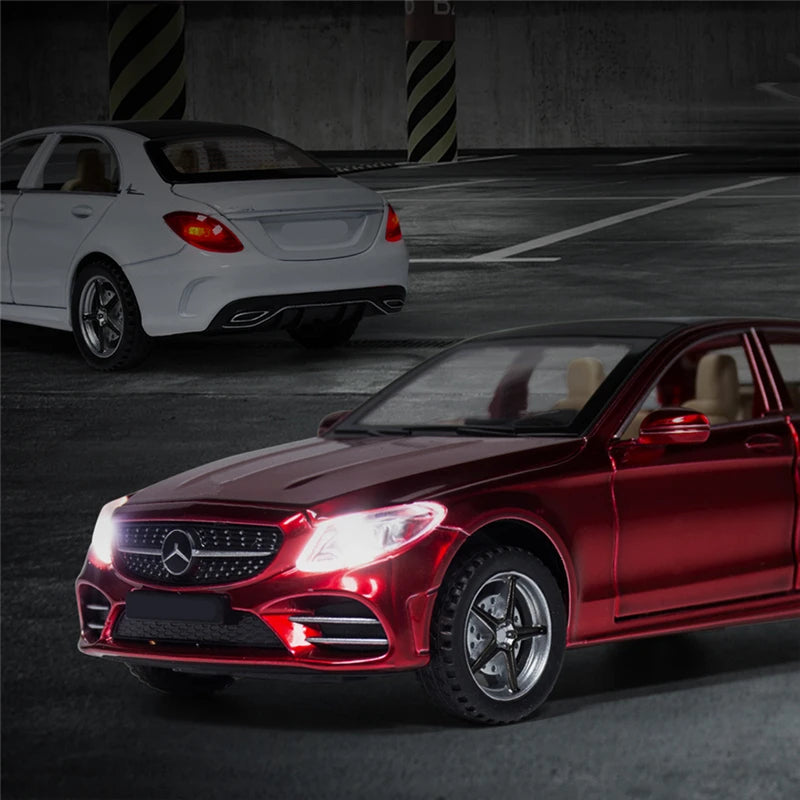 1:32 Mercedes C-Class Diecast Alloy Car Model – Sound & Light Toy Gift