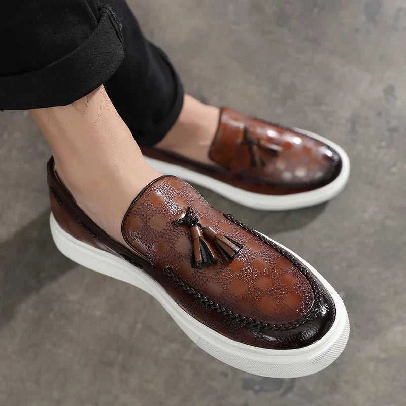 Fashion Men's Casual Shoes Embossed Leather Men Classic Retro British Style Tassels Loafers Mens Slip-on Outdoor Driving Flats The jack market .AU The jack market .AU Step Up Your Style: Trendy Shoes for Every Occasion! $ 101 14:193#S11 Black;200000124:200000364#39 (US 6.5);200007763:201336100