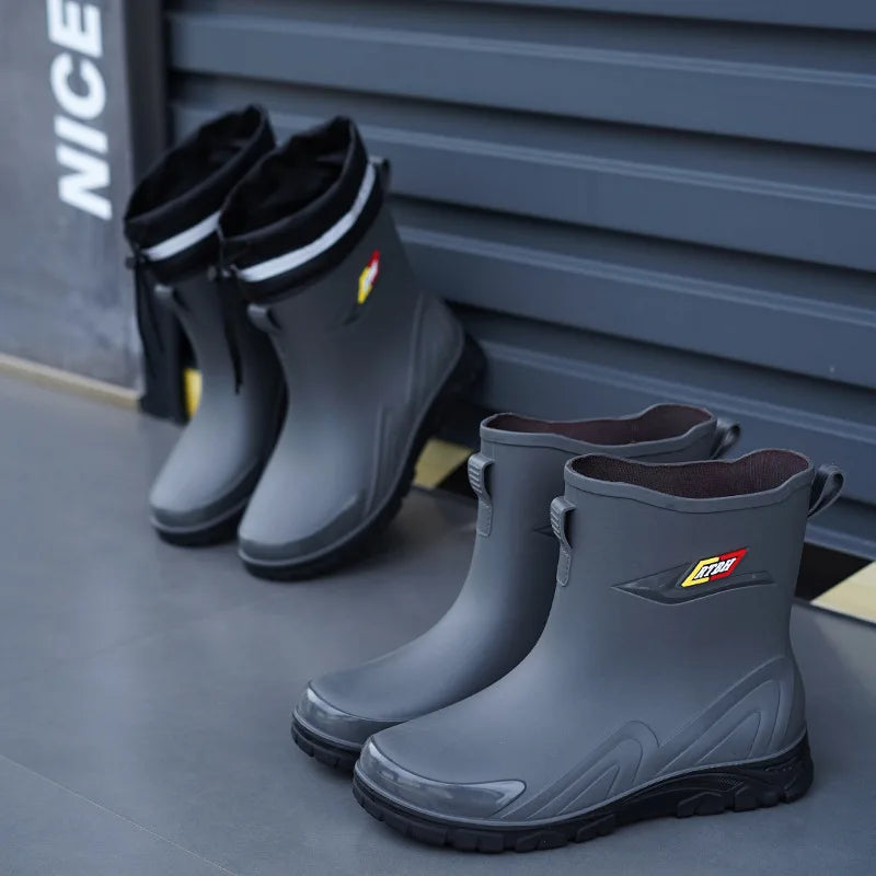 Men's Fleece Lined Tied Mouth Waterproof Outdoor Rain Boots Anti-slip Kitchen Work Rubber Shoes Warm Booties Plastic Material