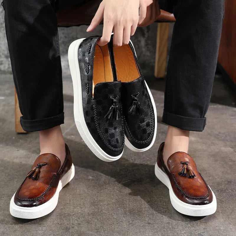 Fashion Men's Casual Shoes Embossed Leather Men Classic Retro British Style Tassels Loafers Mens Slip-on Outdoor Driving Flats The jack market .AU The jack market .AU Step Up Your Style: Trendy Shoes for Every Occasion! $ 101 14:193#S11 Black;200000124:200000364#39 (US 6.5);200007763:201336100