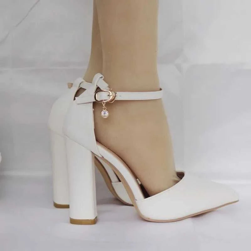 New Sneaker Women Coarse Heel Soft Soles Bride Modern Latin Shoes Jazz Dance Shoe Girl Tango Ballroom Dancing Shoes The jack market .AU The jack market .AU Step Up Your Style: Trendy Shoes for Every Occasion! $ 83 14:173#white4.5cm;200000124:200000364