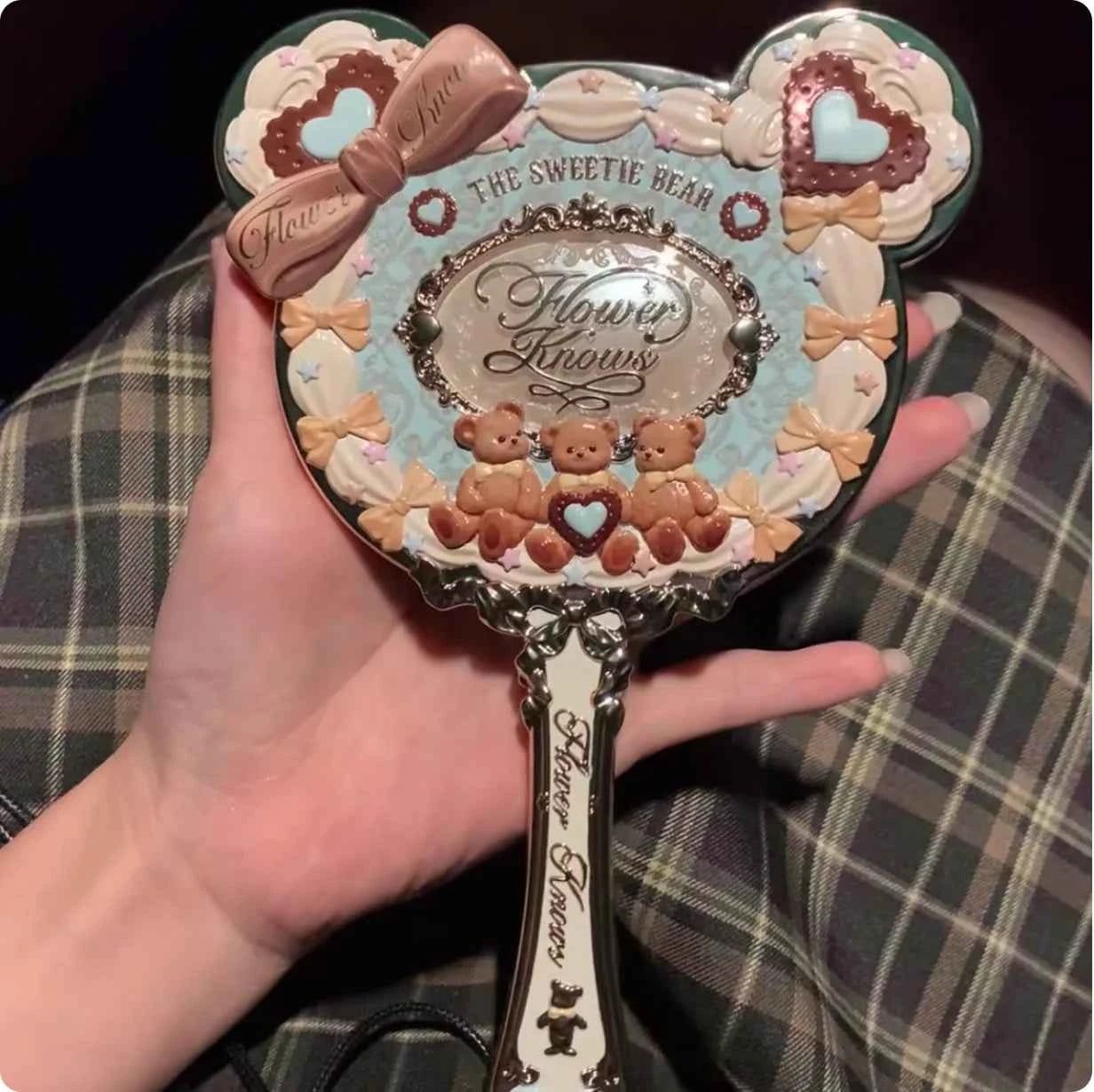 Flower Knows Sweetie Bear Collection Hand Holding Mirror 3 Types Exquisite Relief Makeup Tools Cute HD Makeup Mirror
