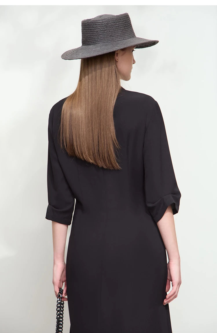 AMII Minimalist Dress Women 2025 Autumn New Elegant Office Lady Lapel V-neck Slim Non-stretch Pleated Knee A-Line Dress 12521027