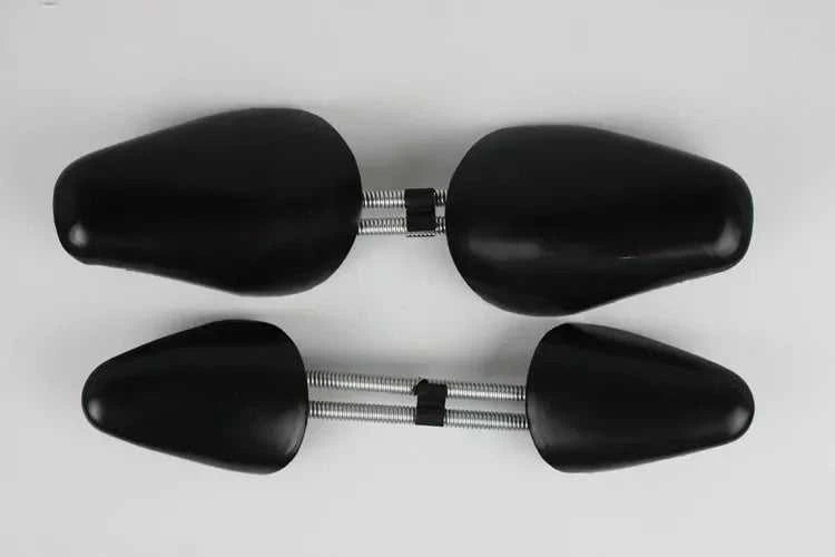1 Pair Practical Plastic Adjustable Length Durable Black Women Men 2-Way Shoes Stretcher Tree Shaper Shoe Stretcher Holder The jack market .AU The jack market .AU Step Up Your Style: Trendy Shoes for Every Occasion! $ 51 14:771#black S;200007763:201336100
