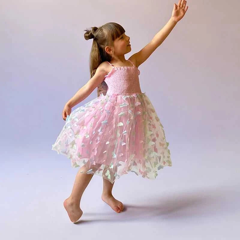 Girls Summer Elegant Dress With Large 3D Butterfly Wings Gauze Princess Dress Bow Kids Sleeveless Birthday Party Evening Dresses The jack market .AU The jack market .AU Mum & Kids: Essential Products for Every Family $ 46 14:496#dress Led lights;200000463:200004192#8T