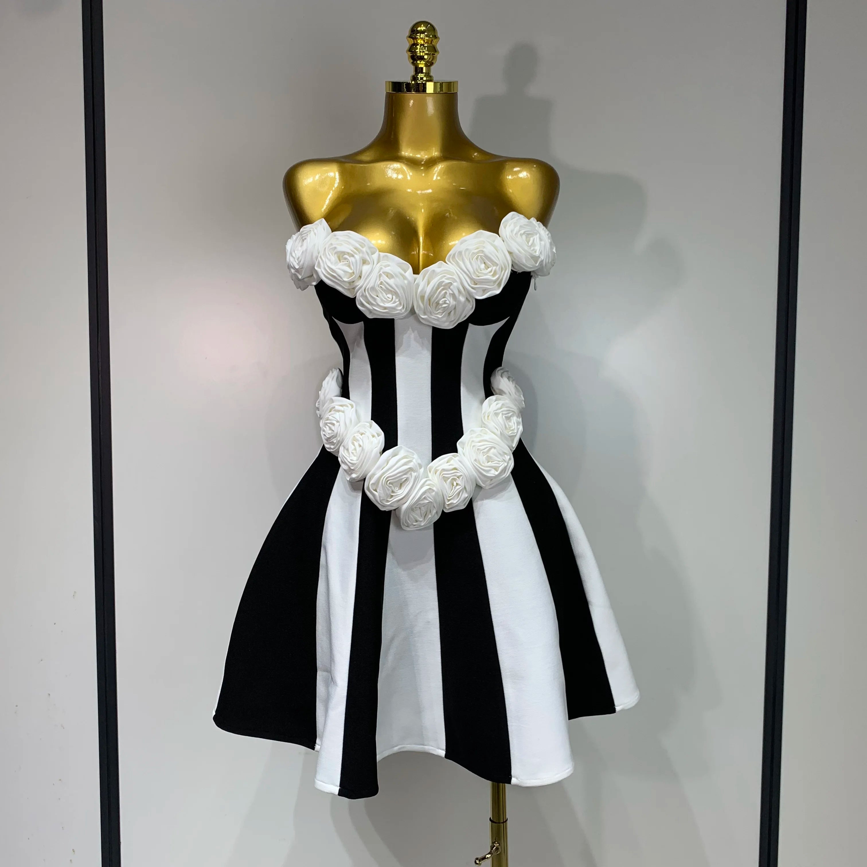 Women Flower Decoration Strapless Black White Stripe Bandage Short Dress Cocktail Party 2025 Elegant Evening Club Party Dress