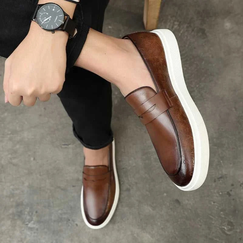 Fashion Men's Casual Shoes Embossed Leather Men Classic Retro British Style Tassels Loafers Mens Slip-on Outdoor Driving Flats The jack market .AU The jack market .AU Step Up Your Style: Trendy Shoes for Every Occasion! $ 101 14:193#S11 Black;200000124:200000364#39 (US 6.5);200007763:201336100