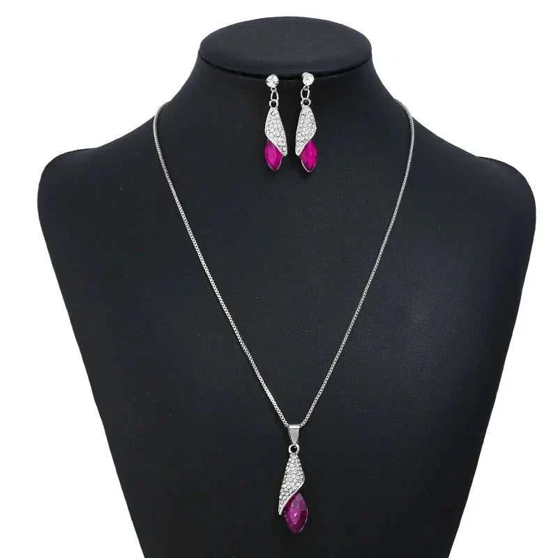 Matching Heart Sword Couple Necklace Set 2 Pcs Assembled Zircon Pendant Silver Gold Plated Chain Romantic Gift for Couples The jack market .AU The jack market .AU Jewellery & Chains $ 47 200001034:7883453201#White Set