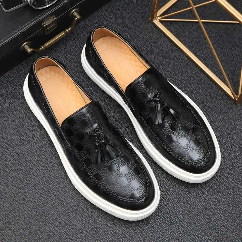 Fashion Men's Casual Shoes Embossed Leather Men Classic Retro British Style Tassels Loafers Mens Slip-on Outdoor Driving Flats The jack market .AU The jack market .AU Step Up Your Style: Trendy Shoes for Every Occasion! $ 101 14:193#S11 Black;200000124:200000364#39 (US 6.5);200007763:201336100