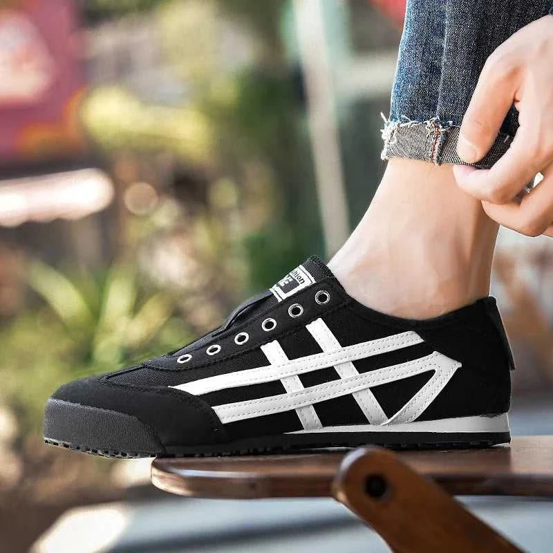 Fashion Men Casual Shoes Lightweight Cloth Running Sneakers Outdoor Comfortable Walking Sport Shoes Breathable Jogging Shoes The jack market .AU The jack market .AU Step Up Your Style: Trendy Shoes for Every Occasion! $ 75 14:193#heibai;200000124:200000898