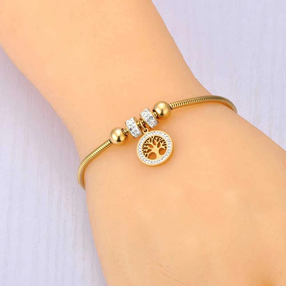 Lokaer Stainless Steel Heart Shaped Hollow Out Chain Bracelet for Women 18K Gold Plated Fashion Waterproof Daily Jewelry B25220 The jack market .AU The jack market .AU Jewellery & Chains $ 53 200001034:1433145302#B24053P-Tree