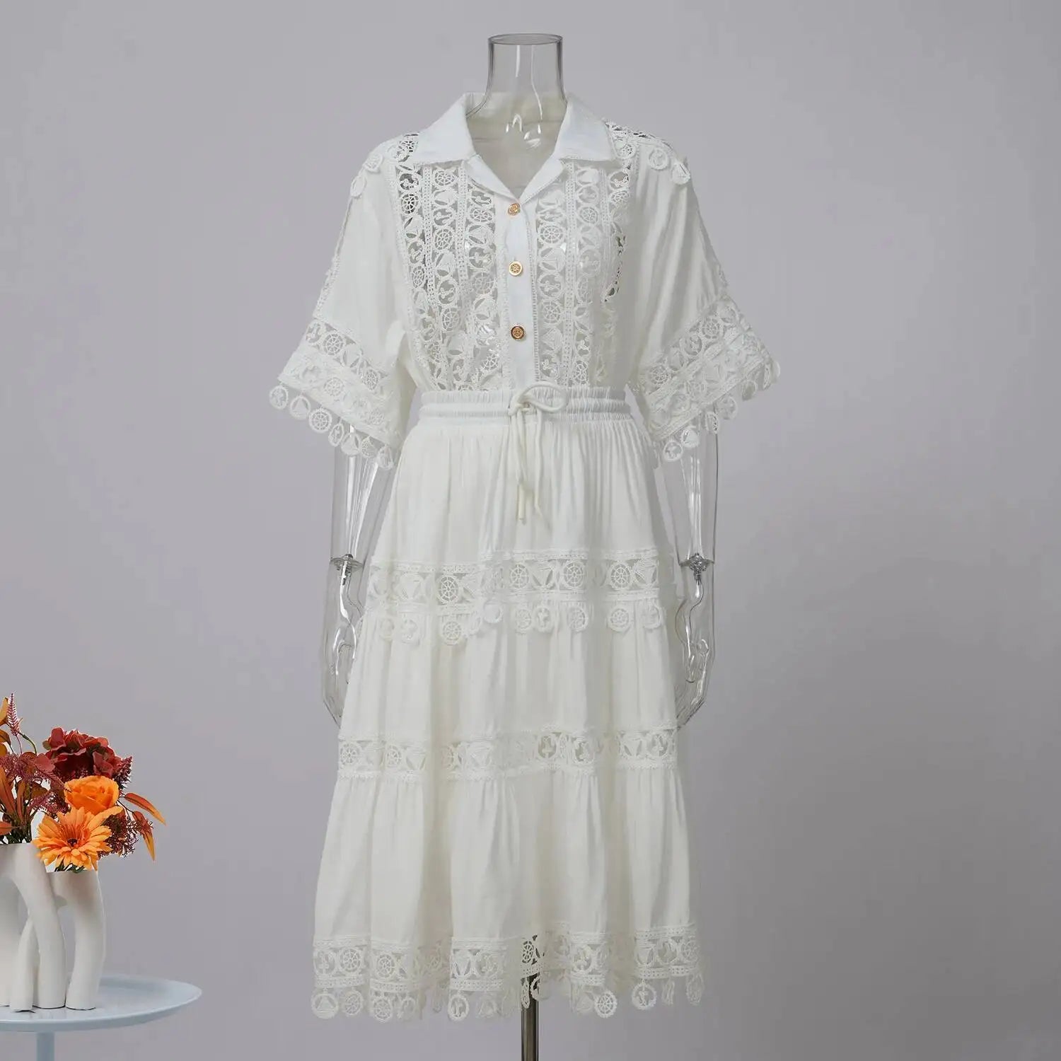 Quality Loose Hollow Out Dress Two Piece Set Women's Shirt Short Skirt Set Embroidered Lace Crop Tops Pleated Skirts Suits 2pcs